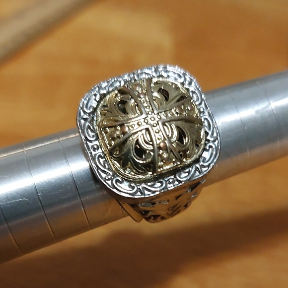 Other - Chunky Silver And Gold Tone Cross Ring Size 8.5